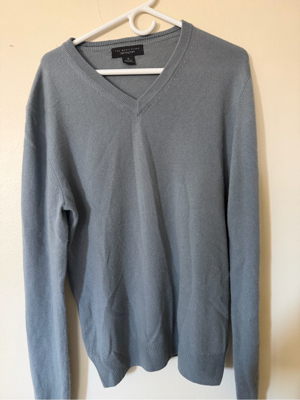 Bloomingdale's Men's Slate Blue V-Neck Sweater